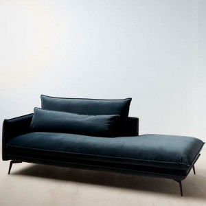 008-121842-sofa